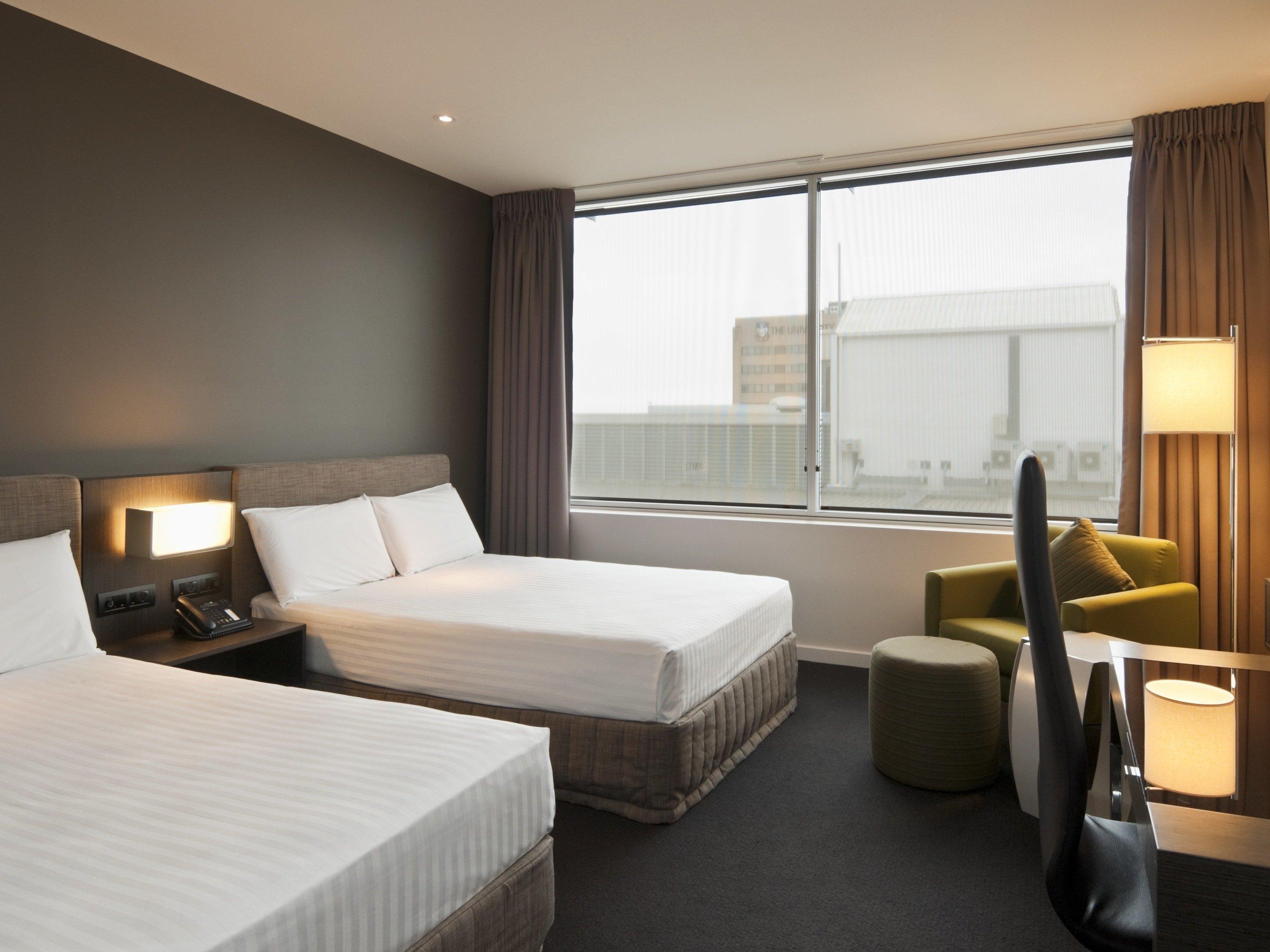 Pullman Adelaide Hotell Exteriör bild A room at the hotel