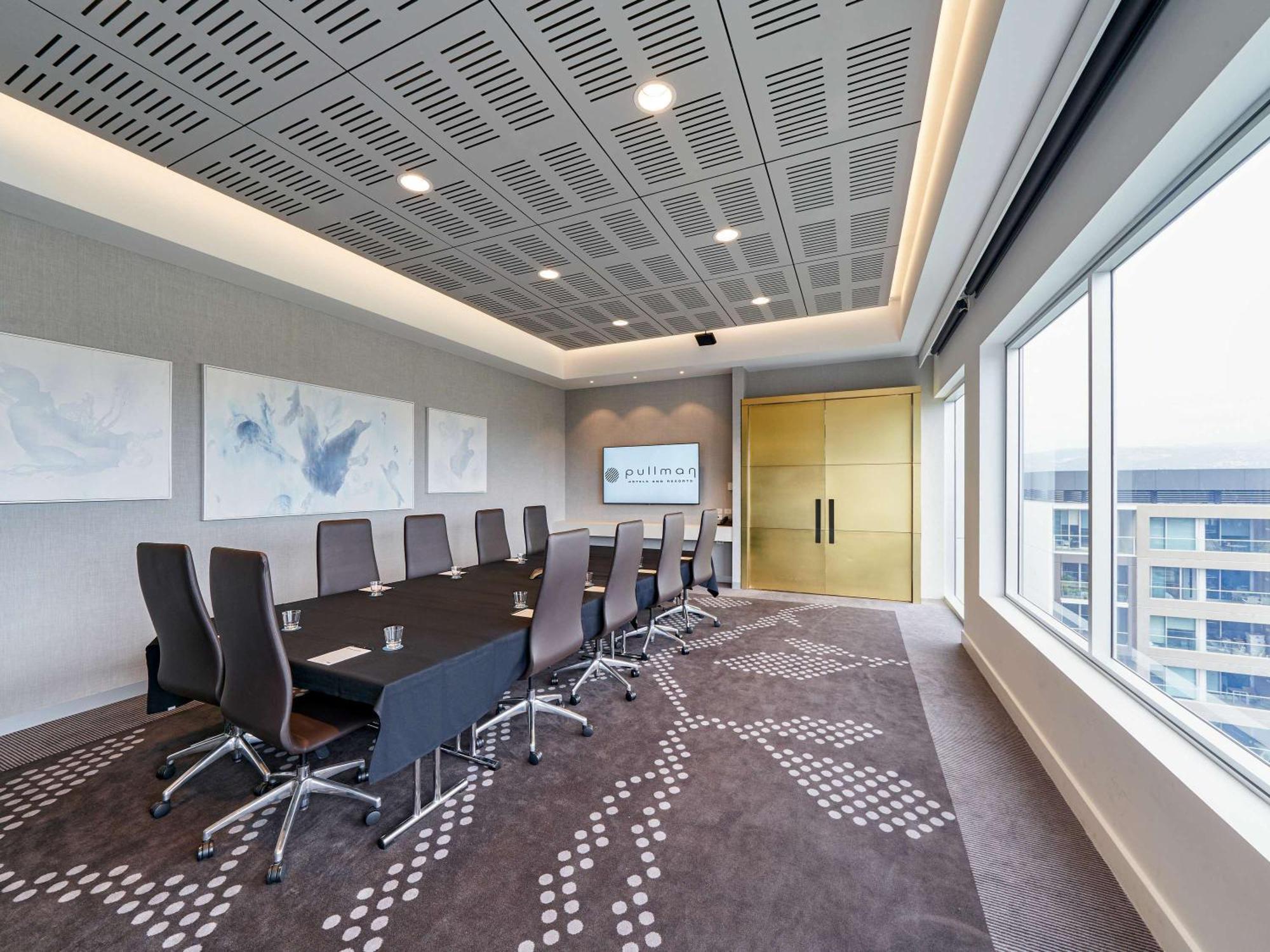 Pullman Adelaide Hotell Exteriör bild Meeting room