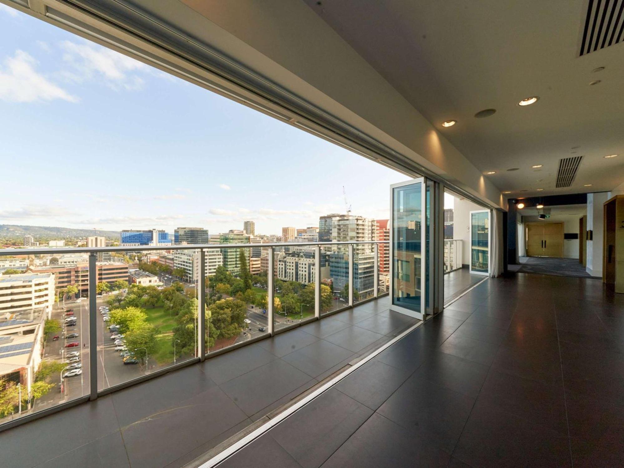 Pullman Adelaide Hotell Exteriör bild