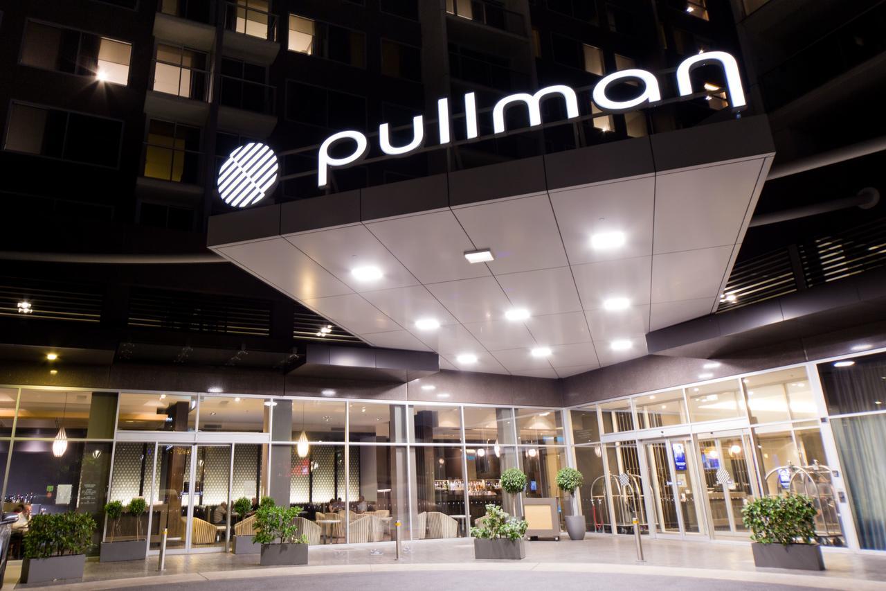 Pullman Adelaide Hotell Exteriör bild Pullman Hotel, Bangkok